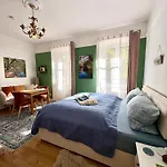 Schlafen Im Historischen Haus Weier