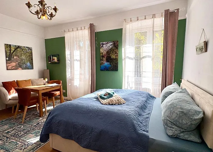 Guest house Schlafen Im Historischen Haus Weier